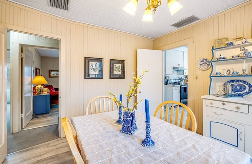 Gearhart Cottage | Charming dog-friendly cottage with sauna, easy beach access, deck & yard