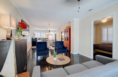 Hillcrest Cottage | Charming Family-Friendly Cottage Near Balboa Park, Walk to Downtown - Dogs OK