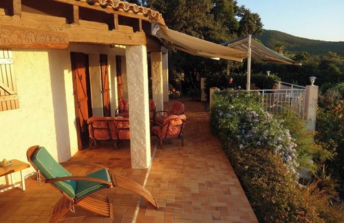 Portigliolo House | Charming family villa with exceptional view of the Iles Sanguinaires