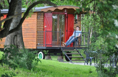 Peyrat-la-Noniere House | Charming Florentine caravan Peyrat La Nonière on estate with Château pond