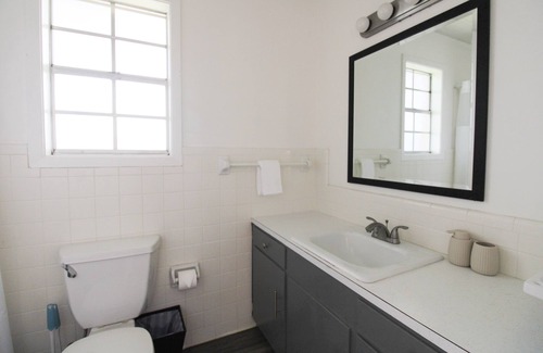 Houma House | Charming, Fully Furnished 4-Bedroom House w/WiFi, AC, & a Spacious Backyard