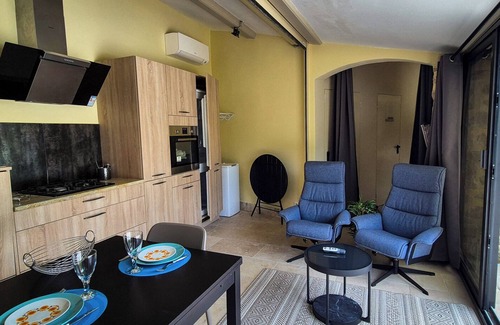 Puymeras Condo | Charming gite at the foot of Mont Ventoux