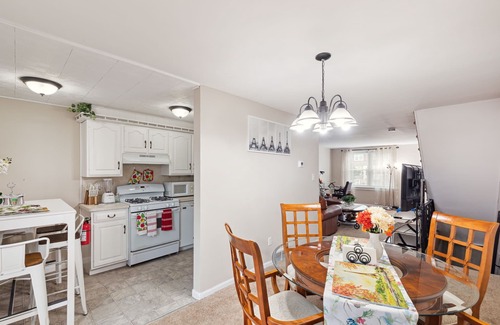 Primos Secane House | Charming Glenolden House Near Airport & Philadelphia Eagles Stadium