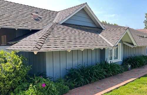 Northridge House | Charming Guest House in Sherwood Forest, Northridge, CA