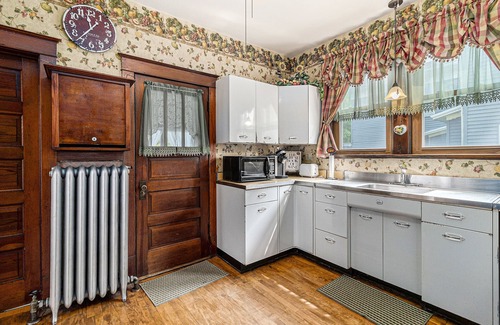 Manistee House | Charming Historic Home Close to Downtown and Beach