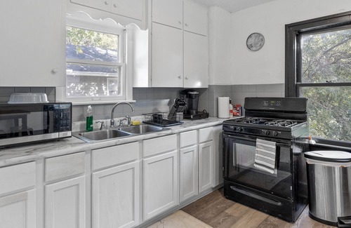 Des Moines House | Charming home minutes from downtown Des Moines