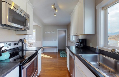 Manson House | Charming home w/great deck, patio & views overlooking Roses Lake