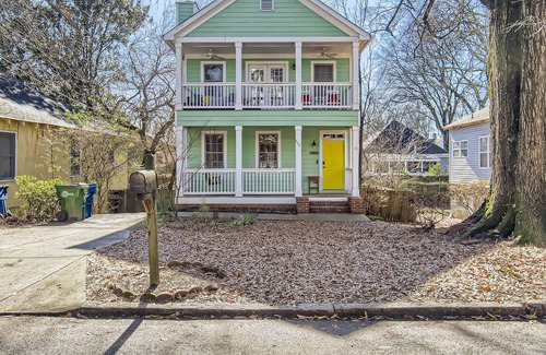 Cabbagetown House | Charming Home w/ Peaceful Patio, Steps to BeltLine