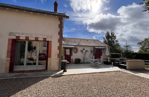 Bouges-le-Chateau Cottage | Charming House Near Château de Bouges, Private Terrace & Garden, Fireplace, Free Linens & Cleaning