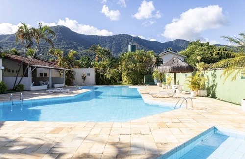 Maresias House | Charming house in MARESIAS closed condominium, total leisure, near the beach.