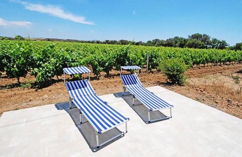 Sant'Anna Arresi House | Charming House in Is Potettus with Private Garden