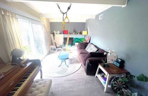 Fremont House | Charming house Master BR in fabulous Fremont with WiFi and AC 安靜乾淨大主臥