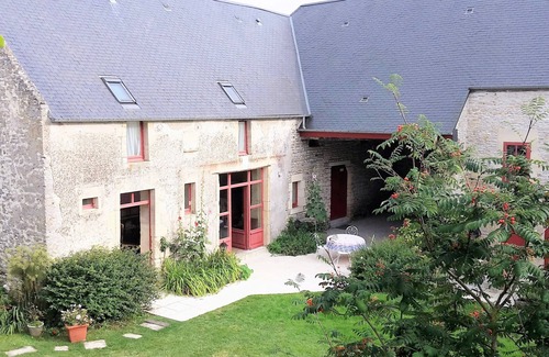 Asnelles House | Charming House Near the Sea – D-Day Landing Beach – 4 Bedrooms