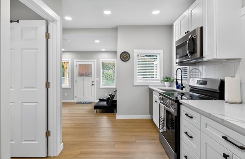 Highland Park House | Charming house with AC in Seattle