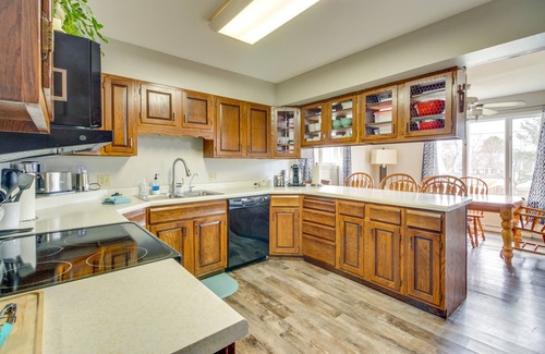 Hoyt Lakes House | Charming Hoyt Lakes Home w/Sauna & Fire Pit