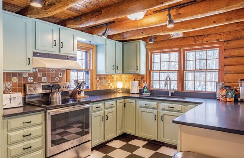 Stone Ridge Apartment | Charming Hygge Catskills Cabin