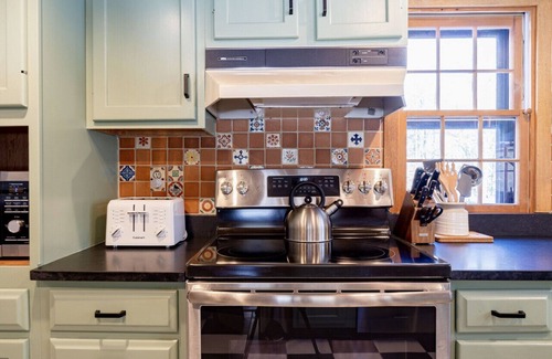 Stone Ridge Apartment | Charming Hygge Catskills Cabin