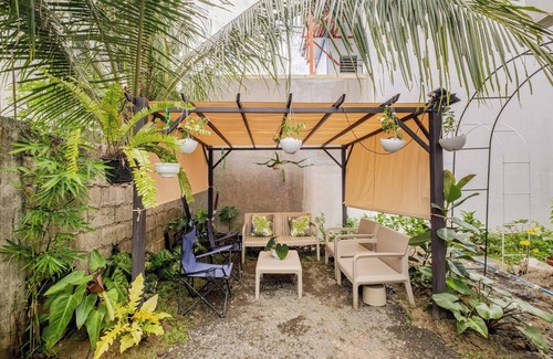 Mandurriao House | Charming Iloilo City House with Garden View