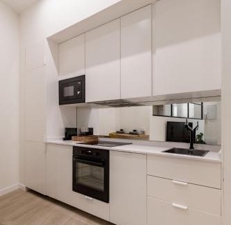 Barrio de La Latina Apartment | Charming La Almudena