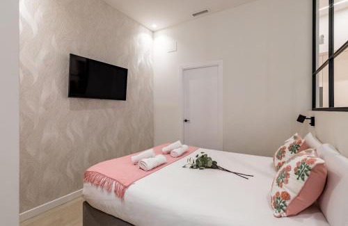 Barrio de La Latina Apartment | Charming La Almudena
