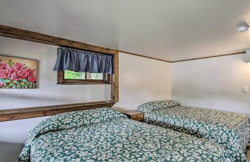 Laconia House | Charming Laconia Home with Deck Walk to Lake!