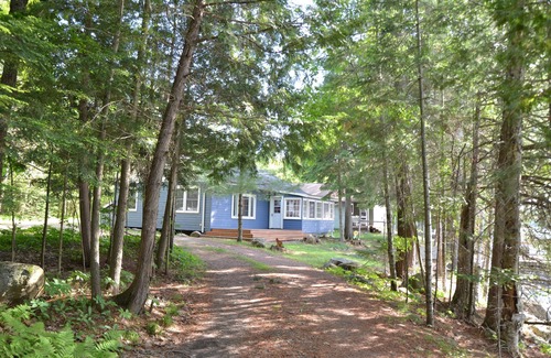 Minden Cottage | Charming Lakefront Cottage on Twelve Mile Lake - Minden Hills