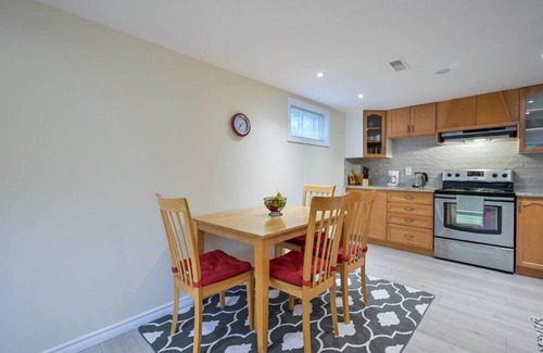 Guelph House | Charming legal one bedroom unit on a quiet street