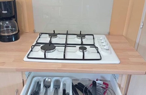 Saint-Cheron House | Charming Mobil-Home Camping 3* (40 min from Paris)