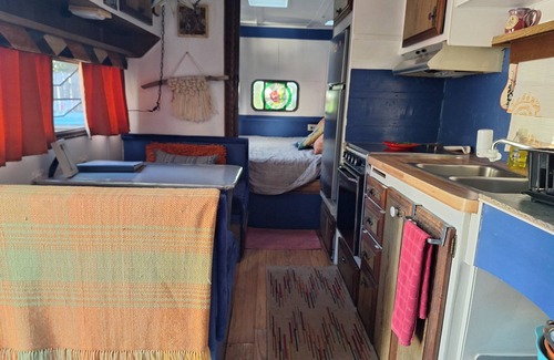 Toro Canyon House | Charming mobile home in lovely Carpinteria Foothills with WiFi access