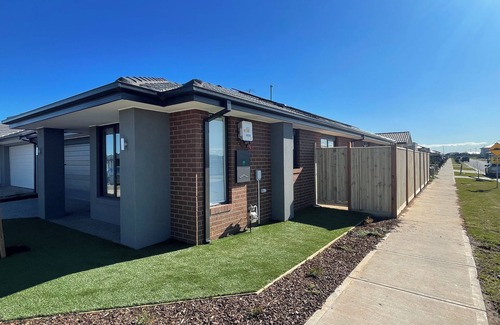Wyndham Vale House | Charming Modern Family Home in Wyndham Vale