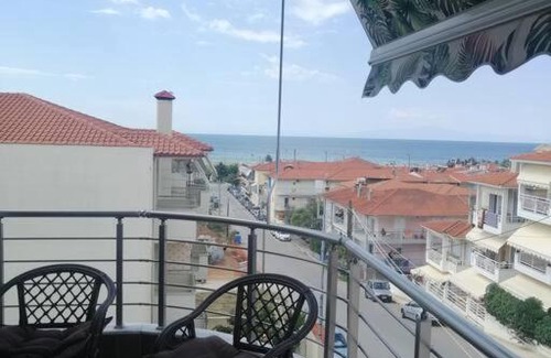 Flogita Apartment | Charming New Apartment with Stunning Sea View