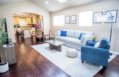 Pacific Grove House | Charming Pacific Grove Retreat 3bd/2bath