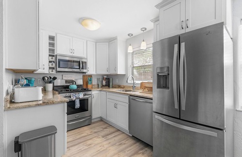 New Smyrna Beach House | ☀️ Charming Pet-Friendly Home - Casa del Limone ☀️