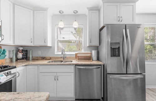 New Smyrna Beach House | ☀️ Charming Pet-Friendly Home - Casa del Limone ☀️