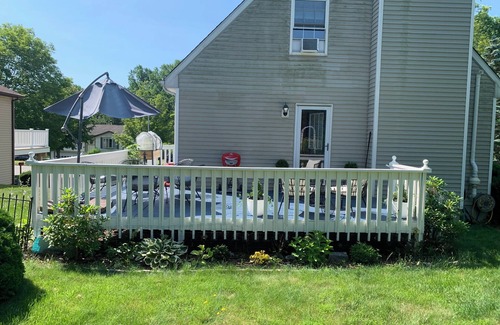 Old Mystic House | Charming pet friendly Mystic Cape Cod house.