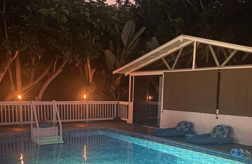 Kona Palisades Cottage | Charming Pool House with Kona Country Feel