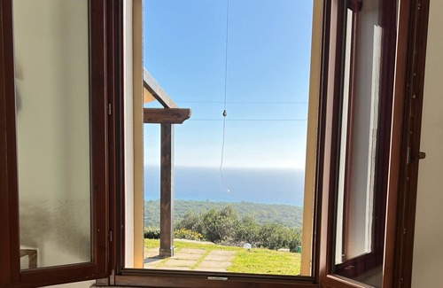 Eden Rock Villa | Charming quiet villa with breathtaking sea views!