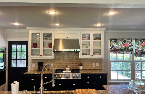 Hollywood - Santa Monica House | Charming Ranch - Near it All in East Dallas!