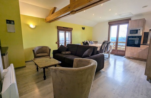 Gerbamont Cottage | Charming renovated house with 3 bedrooms, garage, and pets allowed in Gerbamont