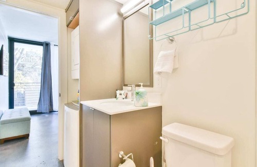 Virginia Highland Apartment | Charming Retreat Haven in Midtown Atlanta