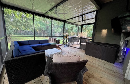 Montgomery House | Charming Retreat with King Bed, Full Kitchen, & Enclosed Outdoor TV Area