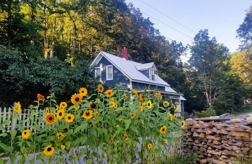 West Townshend House | Charming Riverfront Vermont Farmhouse