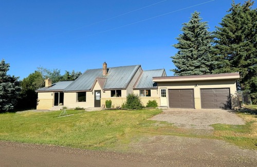 Driggs House | Charming Rustic Cottage w/Teton Views