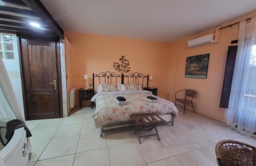 La Cellera de Ter House | Charming rustic house - near river and forest