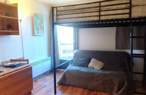 Prapoutel Apartment | Charming studio on 5th floor near hiking trails and aquatic center!