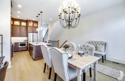 Hitch Village - Fred Wessels Homes House | Charming Savannah Townhome - 1 Block to Riverwalk!