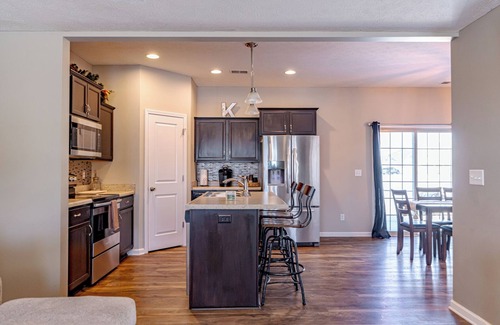 Shepherdsville House | Charming Shepherdsville Cozy Home with Lakeside views