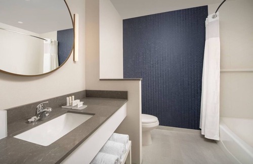 Florida City Hotel | Charming Stay: 2 Queen Beds, Fairfield Inn, Next to Everglades, Free Parking