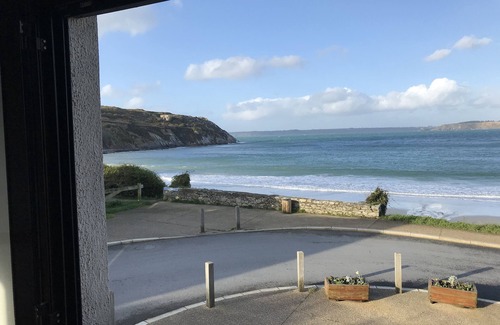 Camaret-sur-Mer Apartment | CHARMING STUDIO FACING THE BEACH FOR 2 PEOPLE NEW BEDDING 160*200