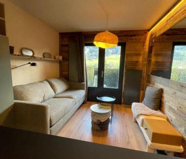 Praz-sur-Arly Apartment | Charming studio with terrace and garden